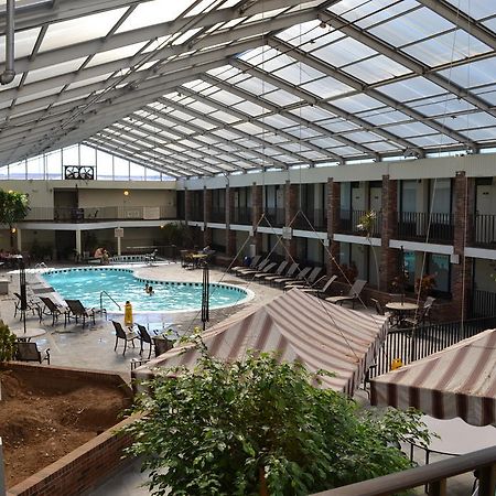Jameson Inn & Suites Bowling Green Exterior photo