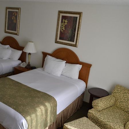 Jameson Inn & Suites Bowling Green Exterior photo