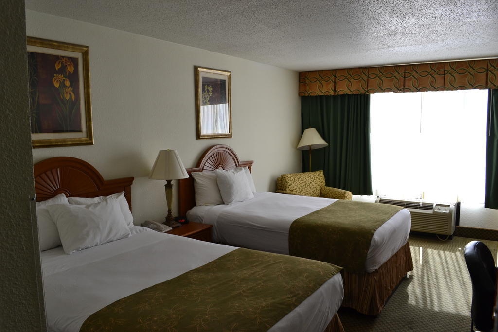 Jameson Inn & Suites Bowling Green Exterior photo
