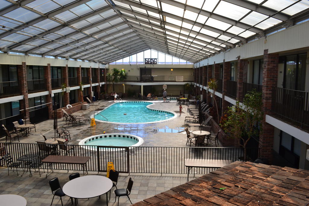Jameson Inn & Suites Bowling Green Exterior photo