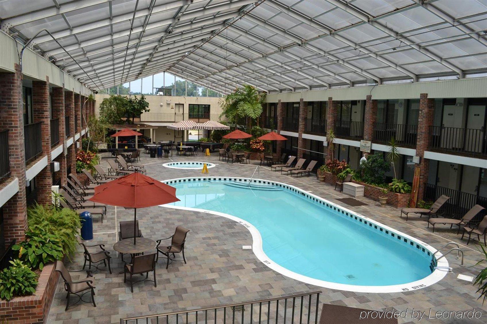 Jameson Inn & Suites Bowling Green Exterior photo